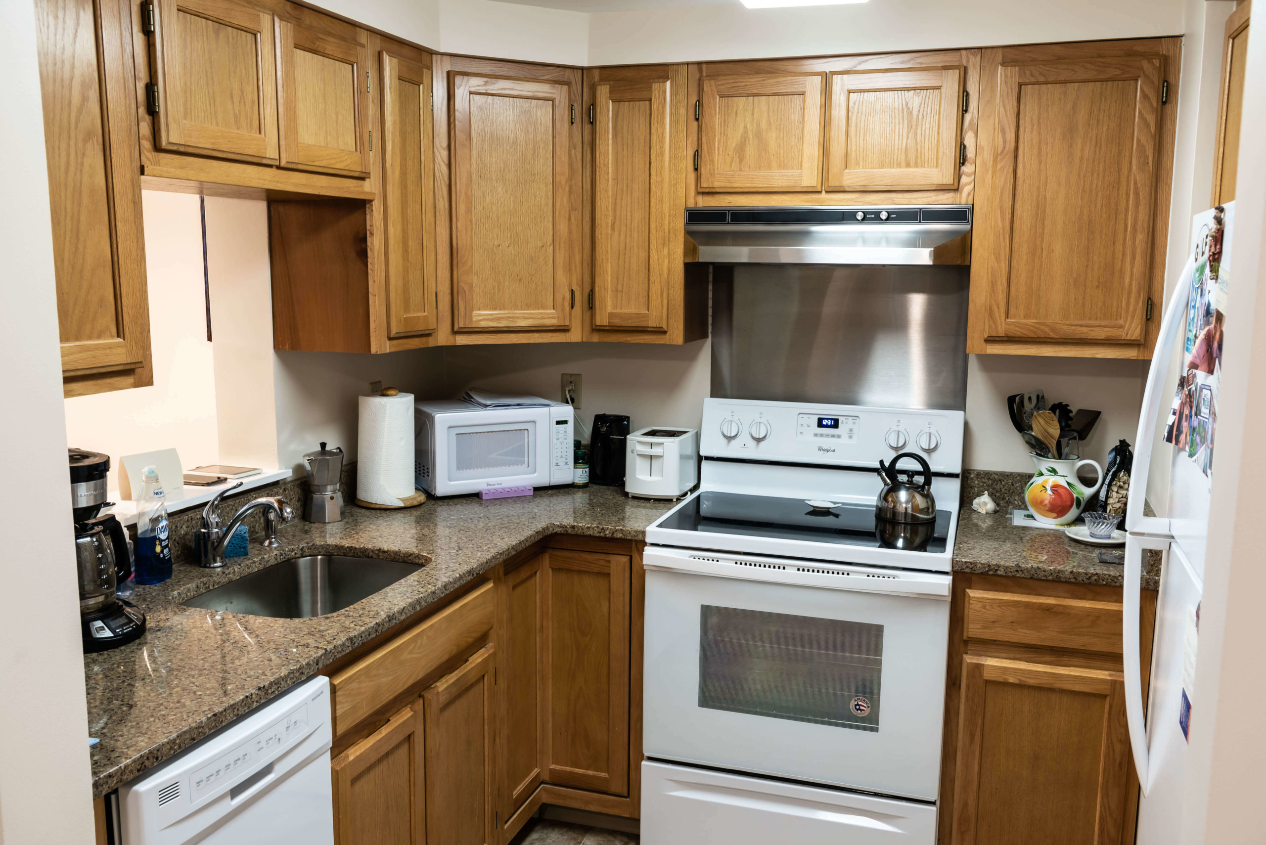 Two-Bedroom Luxury Senior Apartments Utica, NY | Acacia Village